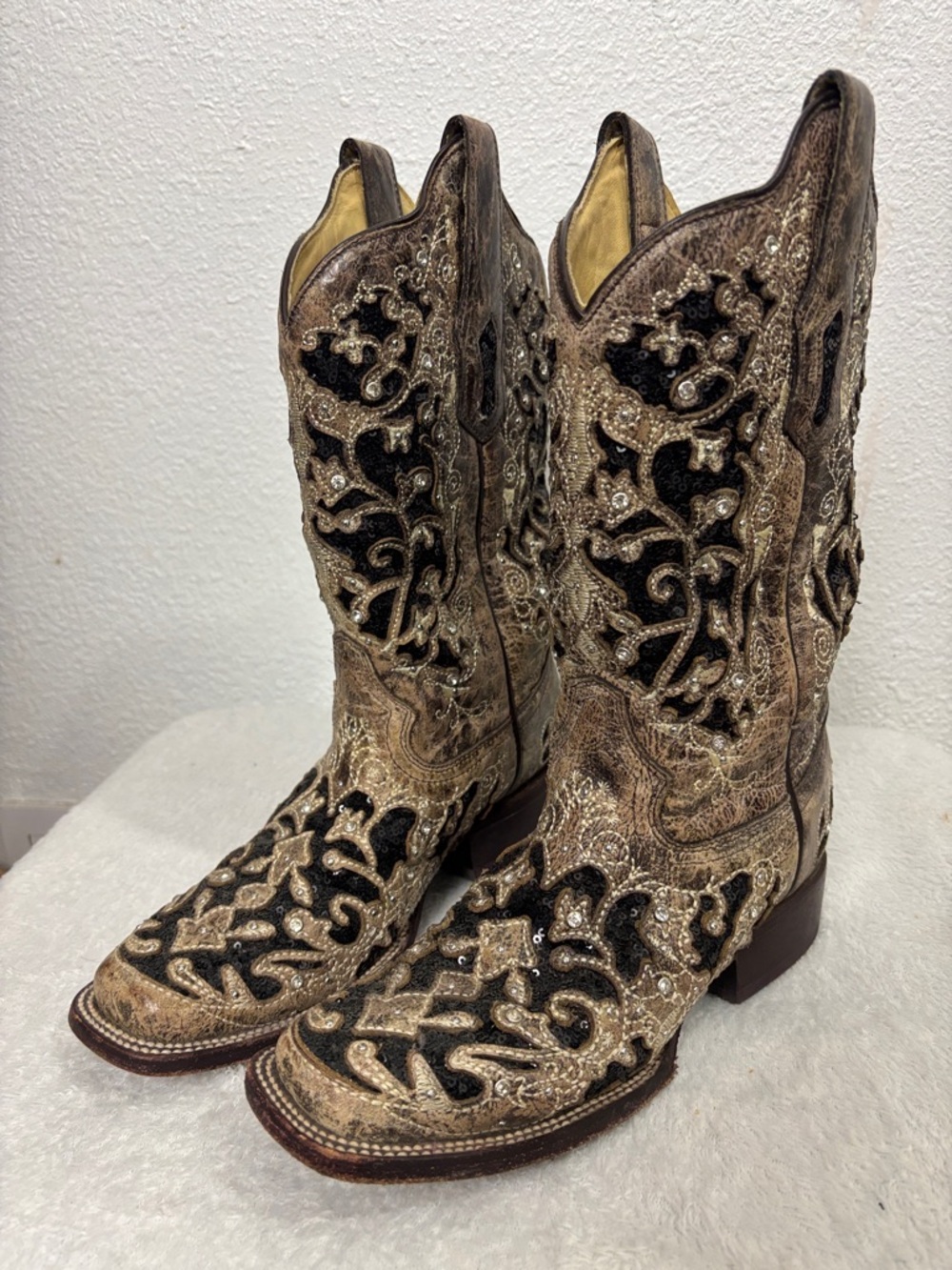 Corral Women's Embroidered Brown & Black Western Boots. Sz7M